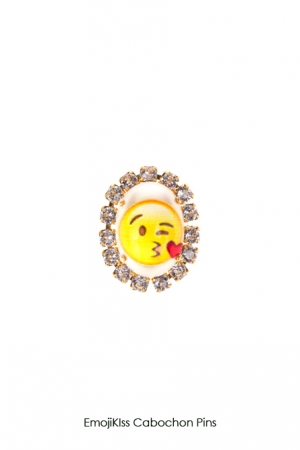 emojikiss-cabochon-pins-Bijoux-de-Famille