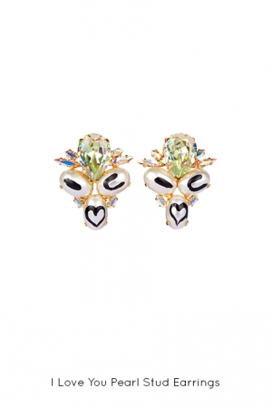 i-love-you-pearl-stud-earrings-Bijoux-de-Famille