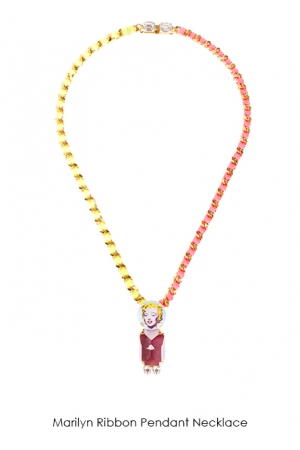 marilyn-ribbon-pendant-necklace-Bijoux-de-Famille