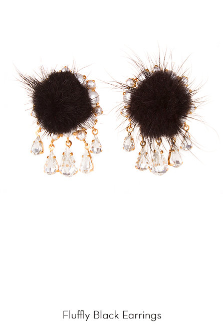 Fluffy-Black-Earrings-Bijoux-de-Famille